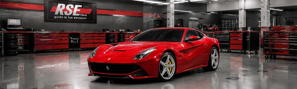 Ferrari F12 — foto 1