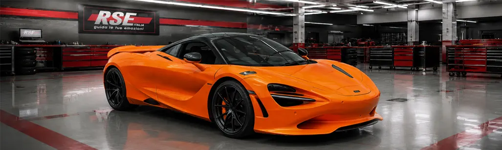 McLaren 750S — foto 1